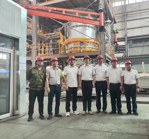 1688374794649224OJVo.jpg 豎爐合影629.jpg